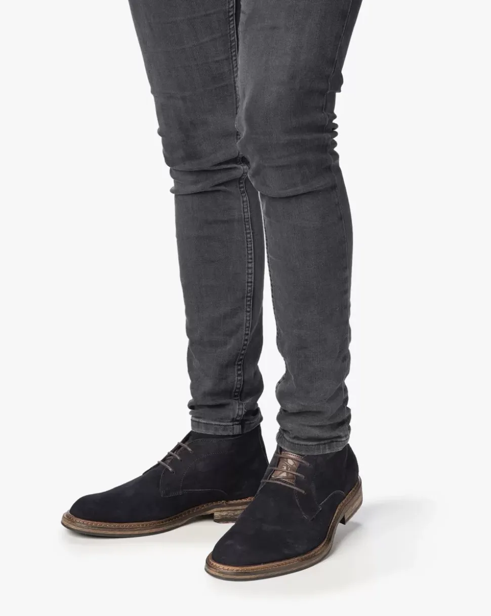 De Moker 01.02