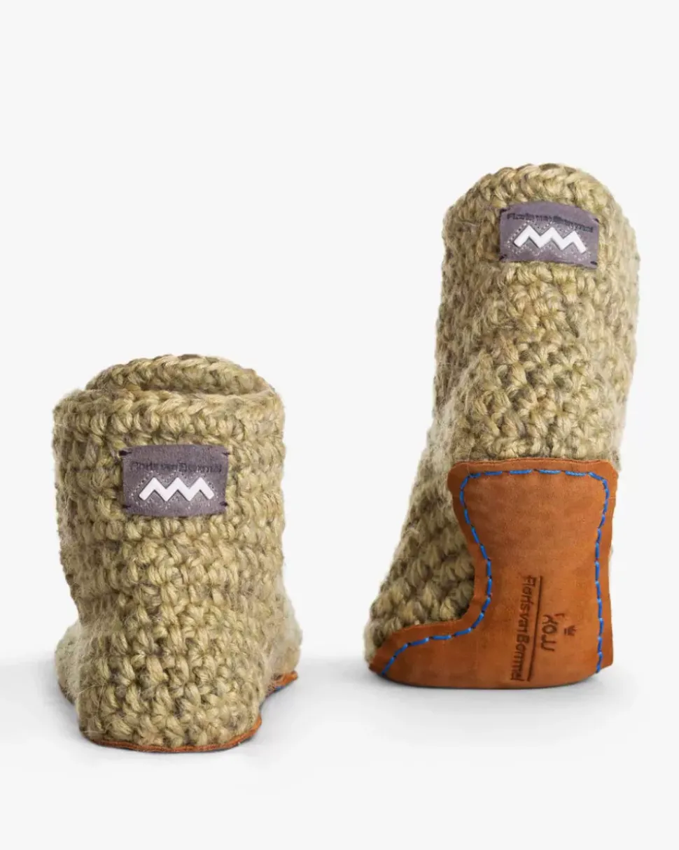 Kingdom of Wow home slippers green